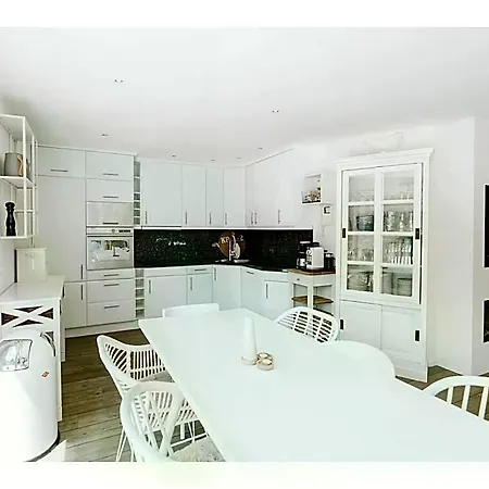 Luxurious 16-person With Swimming Pool Sauna Outdoor Kitchen With Bbq 3* アウドルプ